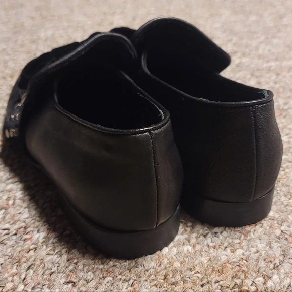 L'idea by Lori Vero Cuoio velvet studded bow loafers - Picture 5 of 7